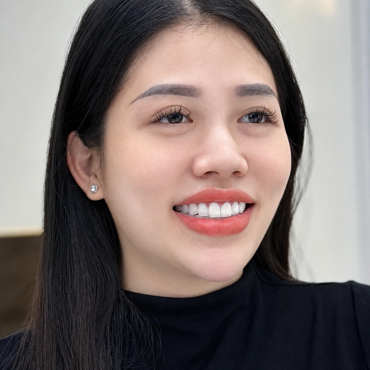 Nụ cười nhẹ nhàng, tự nhiên – ảnh mới 5